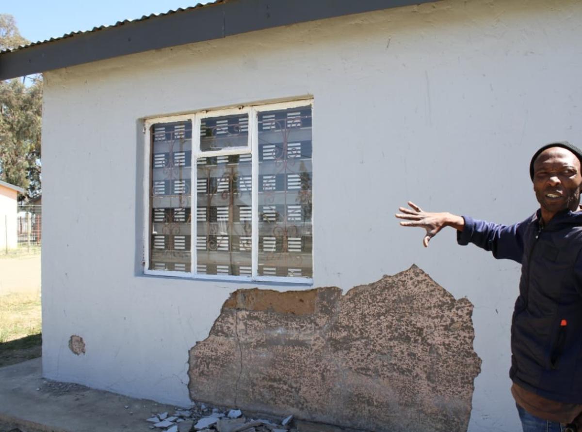 Jagersfontein mudslide victim Seisa Pakisa fears his newly built house could collapse on him. Picture: Baagedi Setlhora